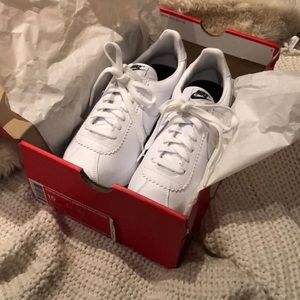 Women’s classic Cortez epic prem sneakers